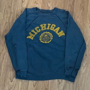 Vintage Michigan Sweatshirt missing Tag with wear